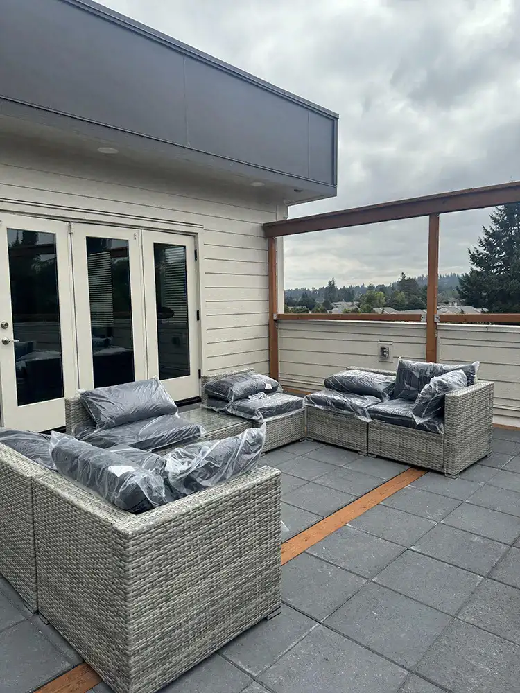 Anthonys Corner Outdoor Area 07